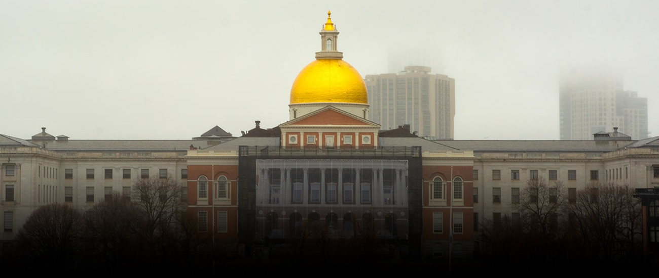 Photograph of the front facade of Massachusetts State House